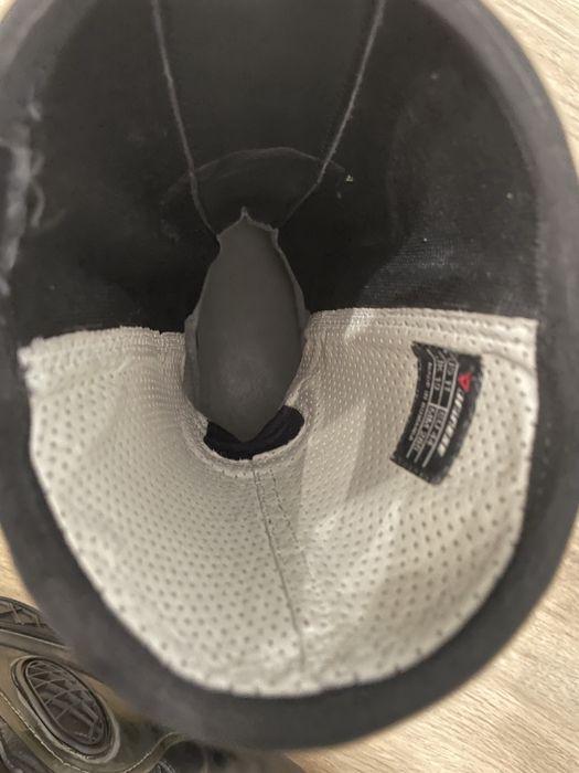 Cizme moto DAINESE 42/43/44 noi