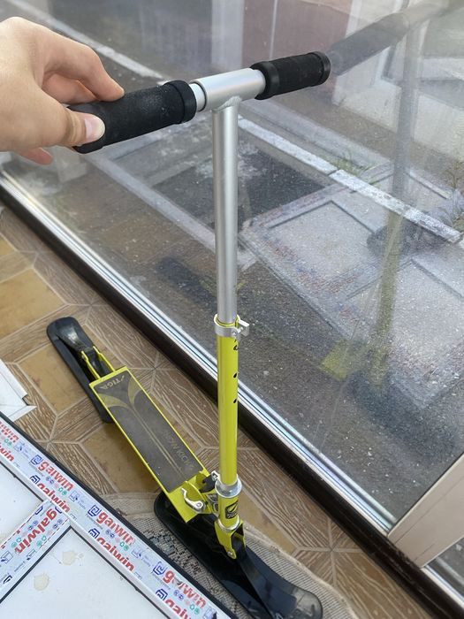 Продам самокат для зимы