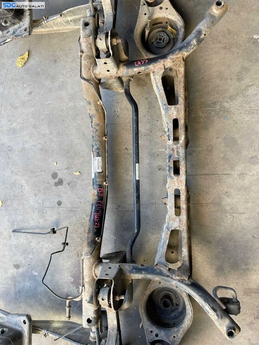 Punte Spate cu Fuzeta Fuzete si Rulment Rulmenti Stanga Dreapta Volkswagen Golf Plus 2004 - 2013 [2739] [2740] [2741]