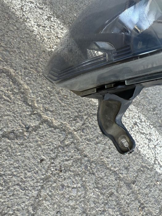 Правая фара Lada Granta с 2018+