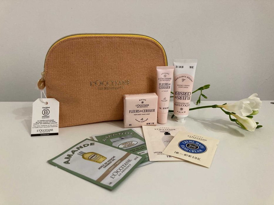 Козметичен комплект Черешова градина на L'Occitane, нов