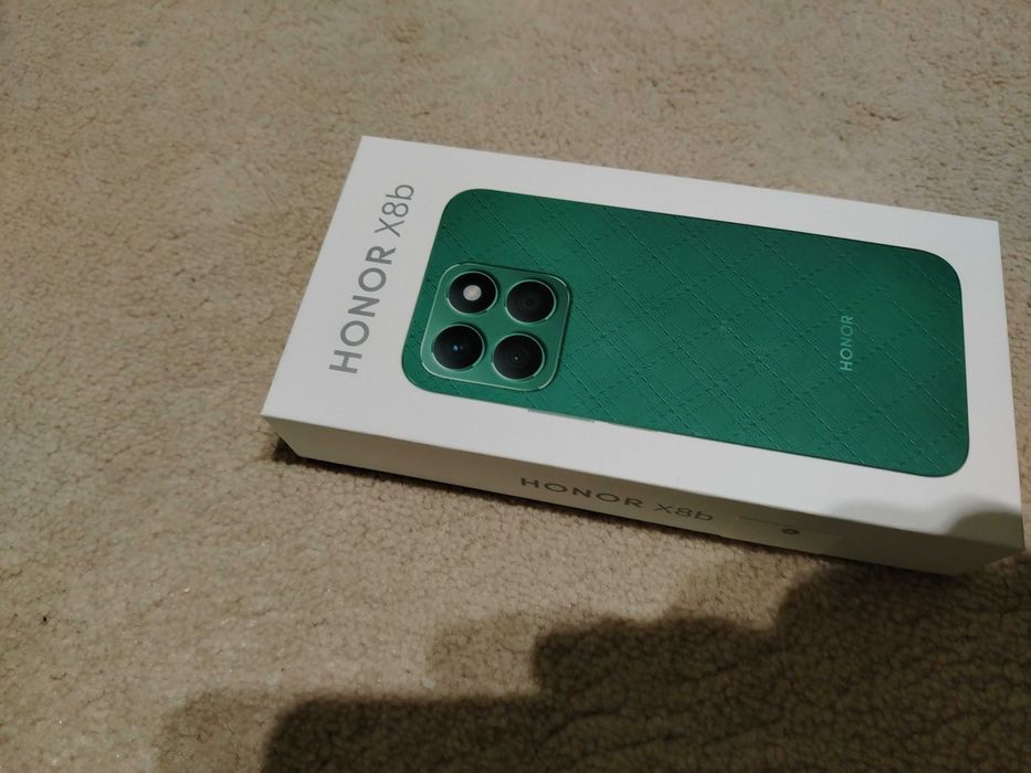 Телефон HonorX,8. 8gb 256