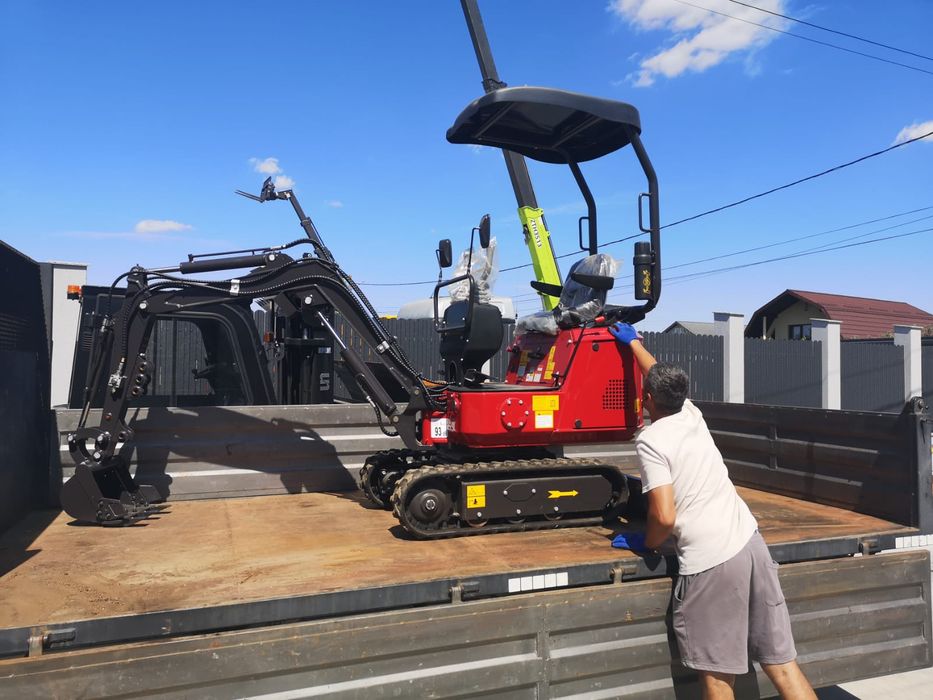 Vand mini excavator diesel in GARANTIE, cu platforma pt transport