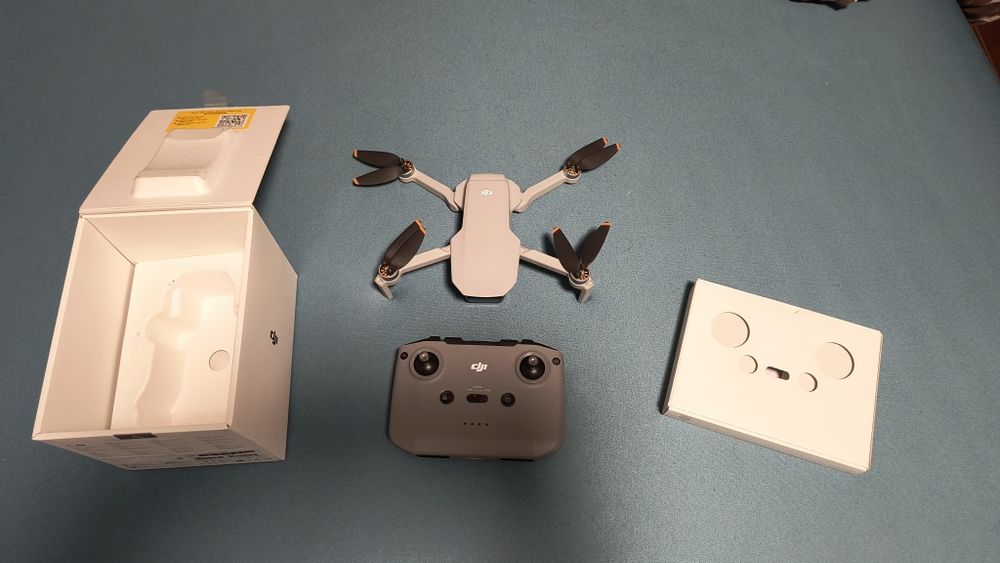 DJI Mini 4K дрон