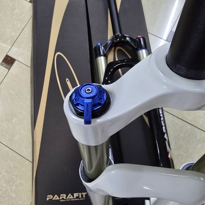 Амортизационные вилки ARCHER PARAFIT для горного велосипеда 26 и 27.5.