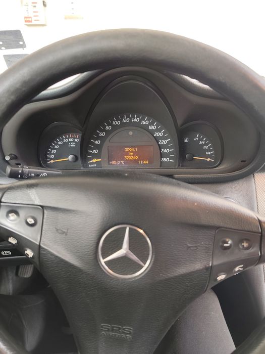 Mercedes C200 Kompressor Coupe 163 к.с.