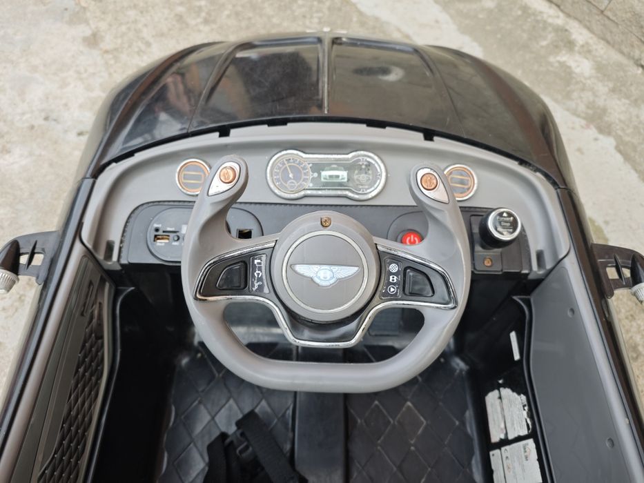 Акумулаторна кола Bentley EXP12 черна