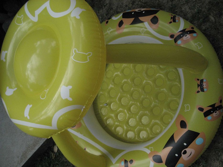 Играчка за сядане и скачане , Гърне не ползвано + дрешки