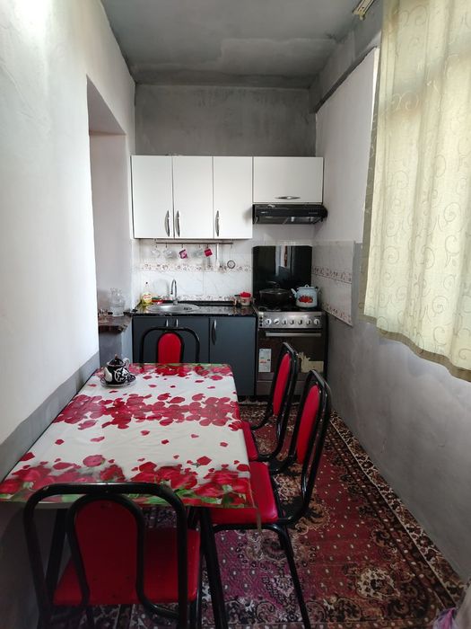 Продается квартира в Янгиюле (Гульбахор)