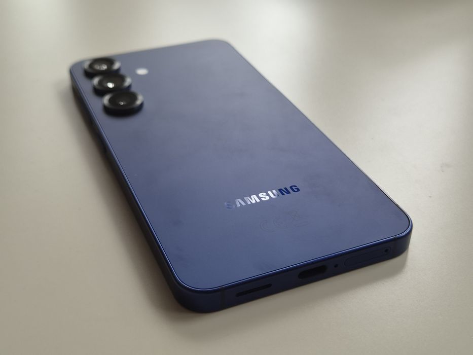 Samsung Galaxy S25 256GB Navy Blue