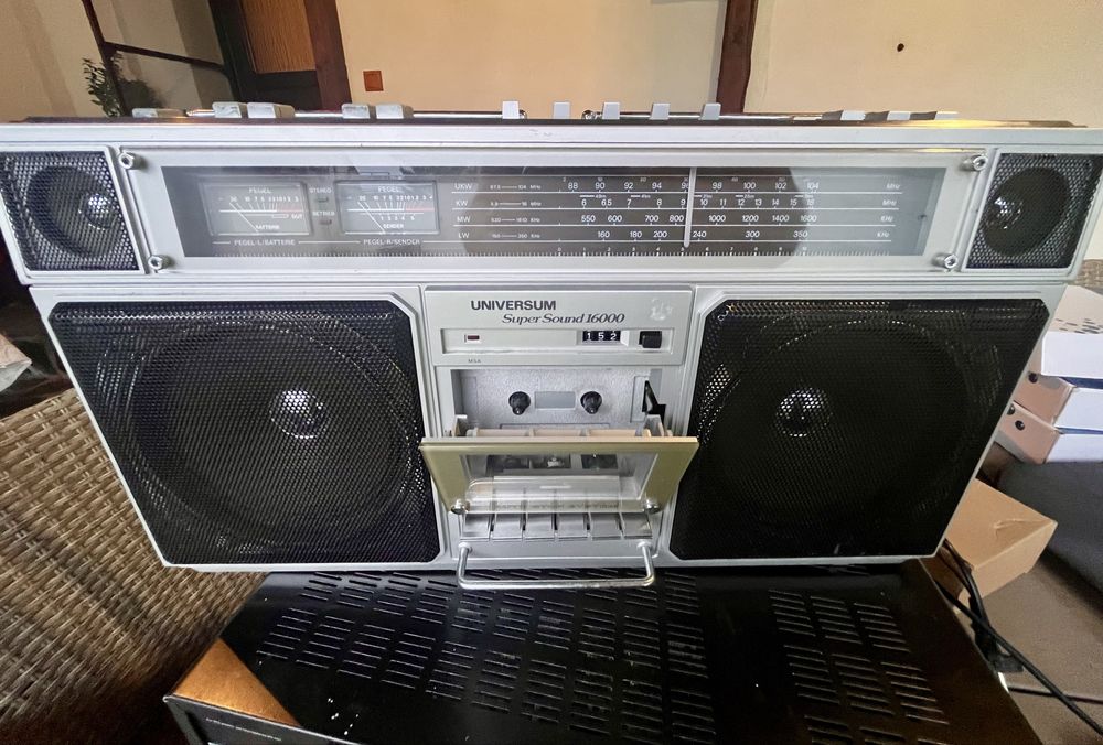 Universum Super Sound 16000