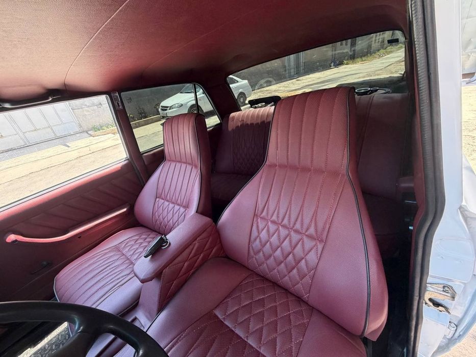 Vaz 2107 sotiladi qizqanla bosa tel qlila
