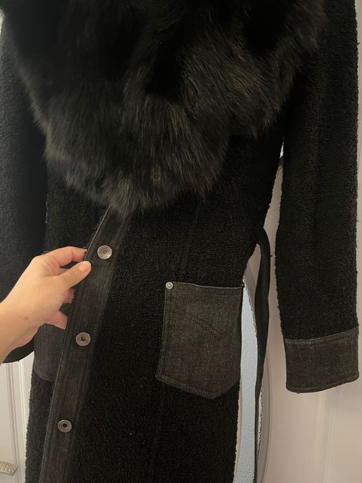 Палто букле с естествена яка