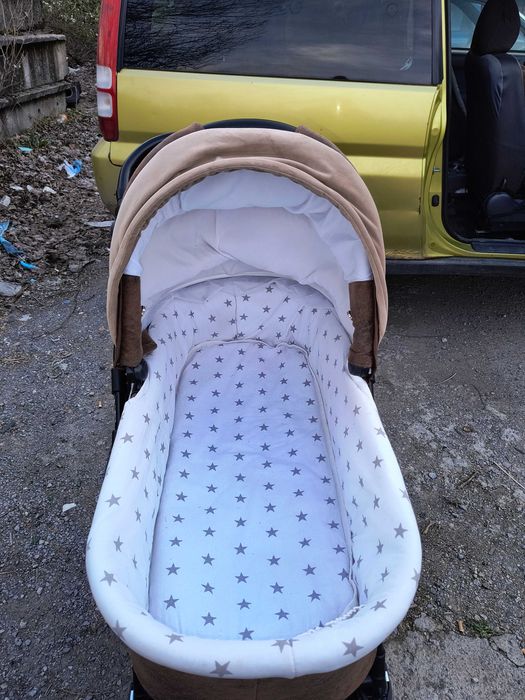 Комбинирана количка в много добро състояние!