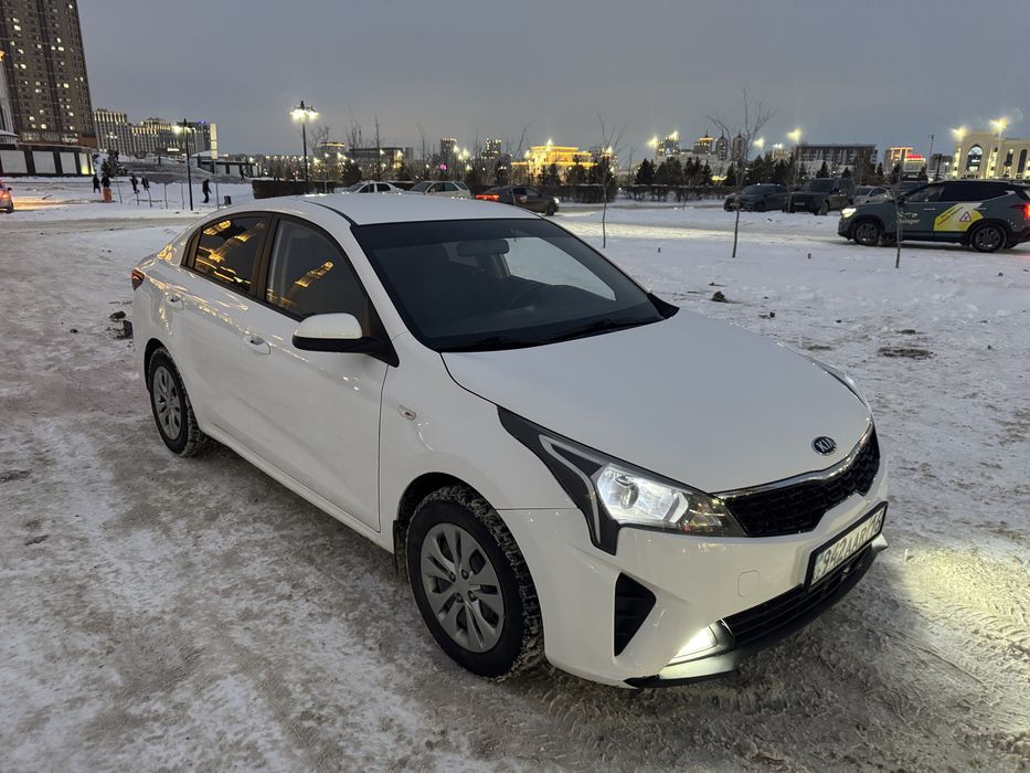 Прожается Kia Rio