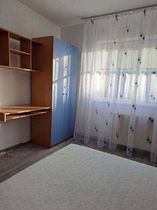 De inchiriat apartament