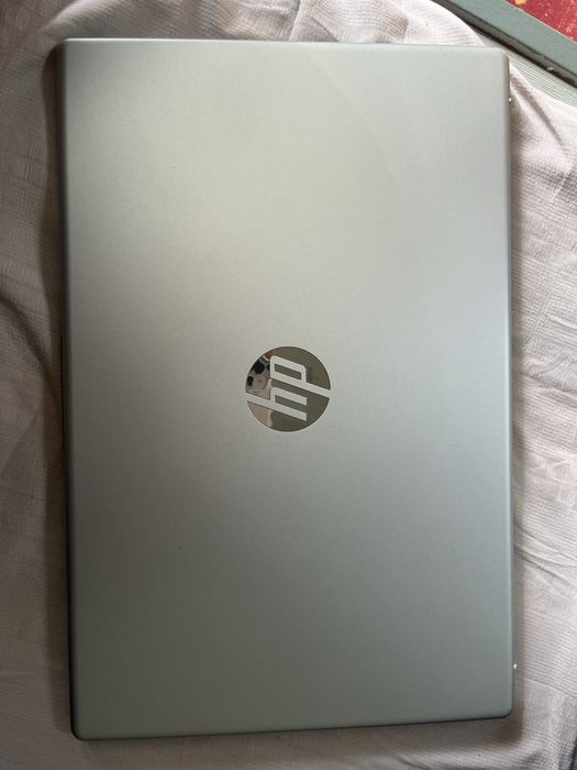 HP Laptop 15-fc0243ci