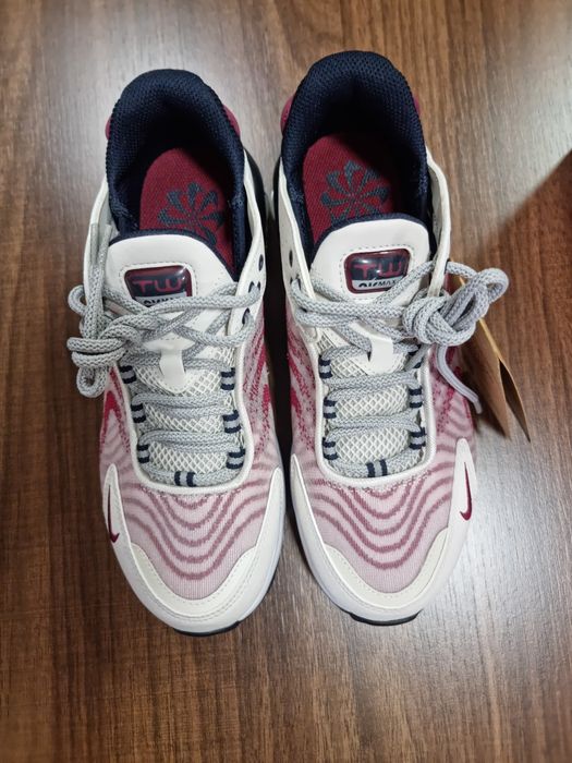 Чисто нови - Nike Air Max TW - phantom/team red-dark obsidian, 38 размер