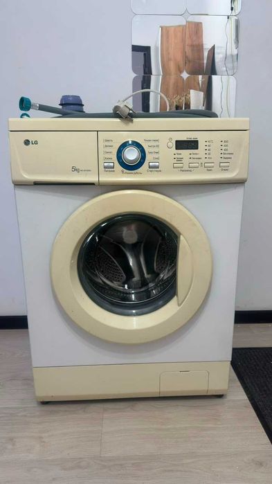 Продам б/у стиральную машину LG
