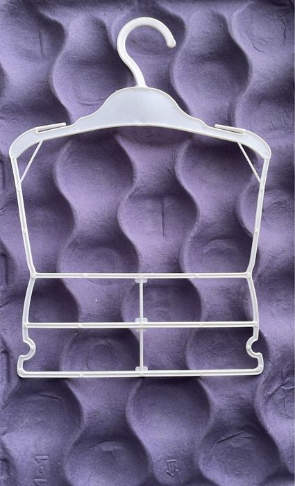 Плечики вешалки   ..