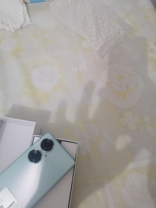 HUAWEI nova 11i телефоны