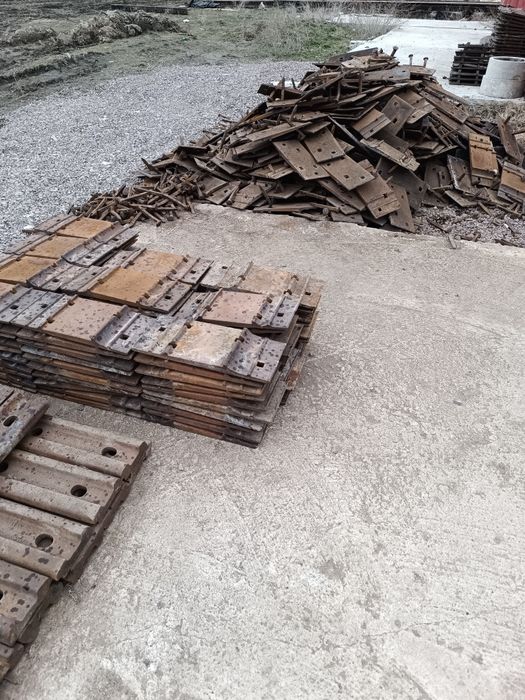 Подкладки Д -65 продам