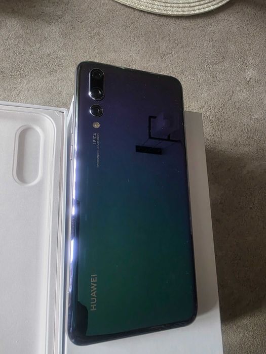 Huwei P20pro запазен