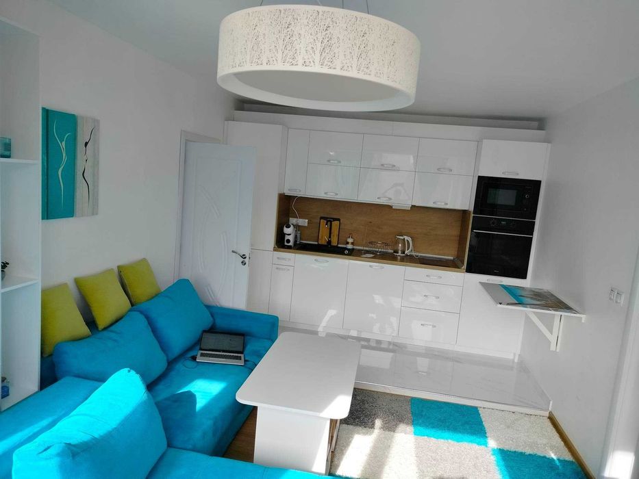 Дава се под наем Тристаен апартамент в София, Изток - 84 кв.м за 91.8 € - Снимка #2