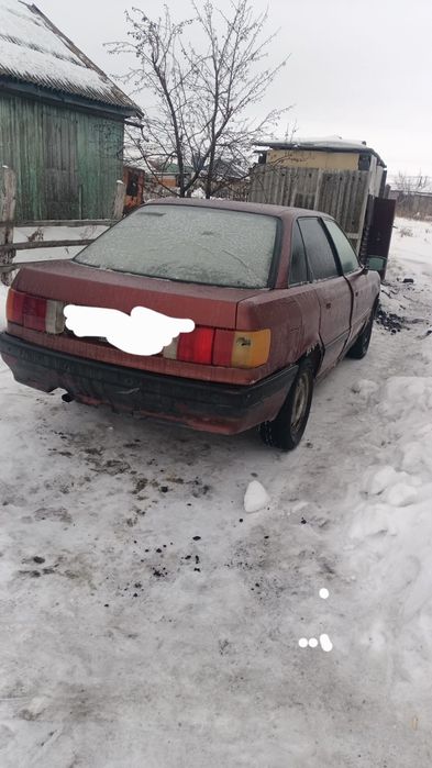 Продам ауди б3  1.8 карбюратор