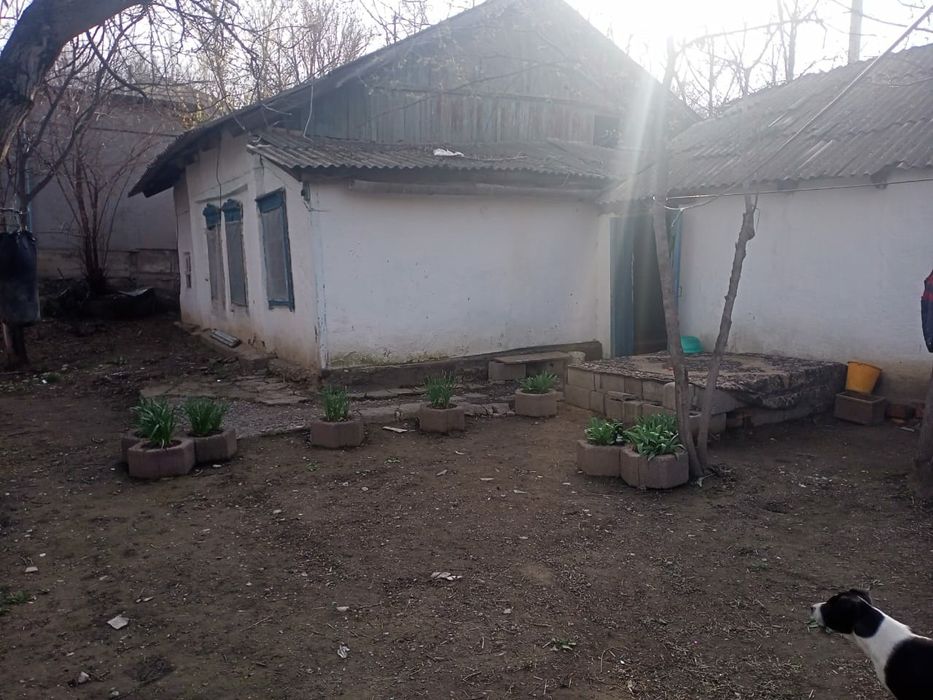 Продаётся дом с 9 сотками земли