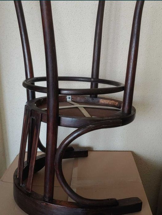 Scaune Thonet Mundus Borlova