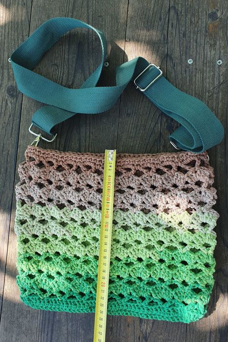 Плетена чанта на една кука