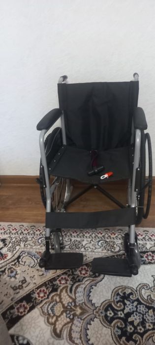 Продам коляску инвалидную новую