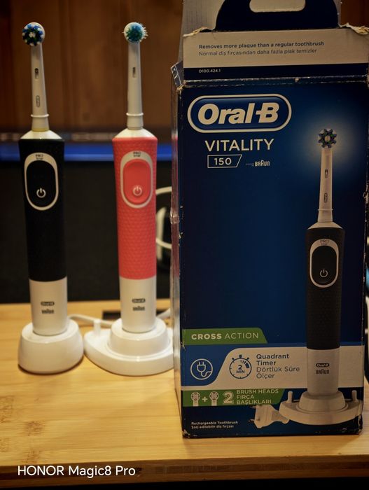 Set Periute de dinti electrice Oral-B D150 Vitality