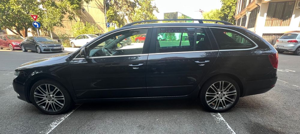 SKODA Superb 2012 — imagine 4