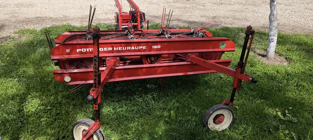Grebla cu motor nou Pottinger sau Reform