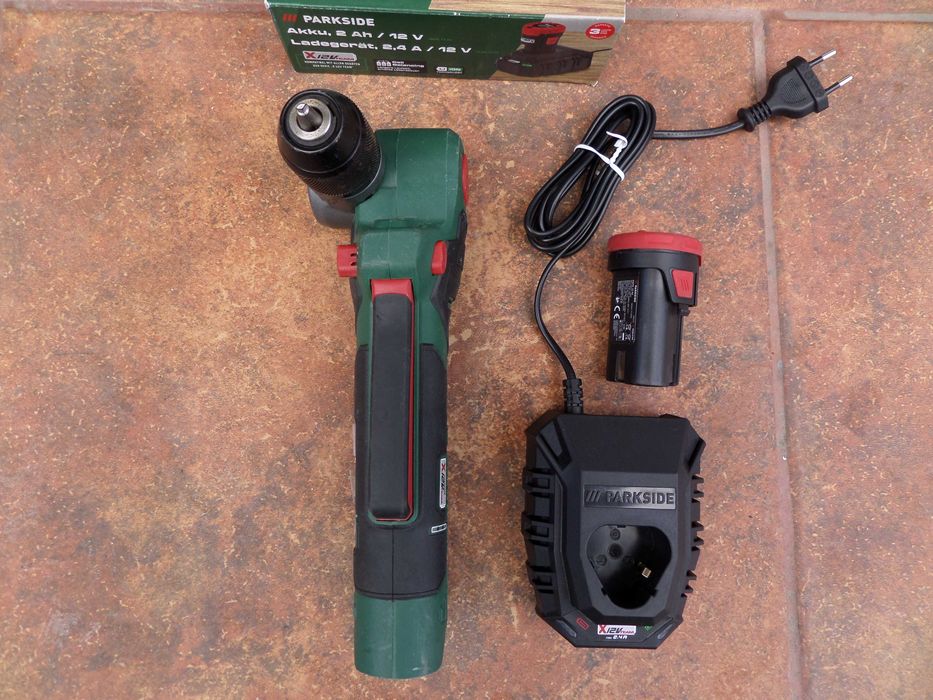 Masina gaurit  insurubat  unghi reglabil  incarcator si acumulator nou