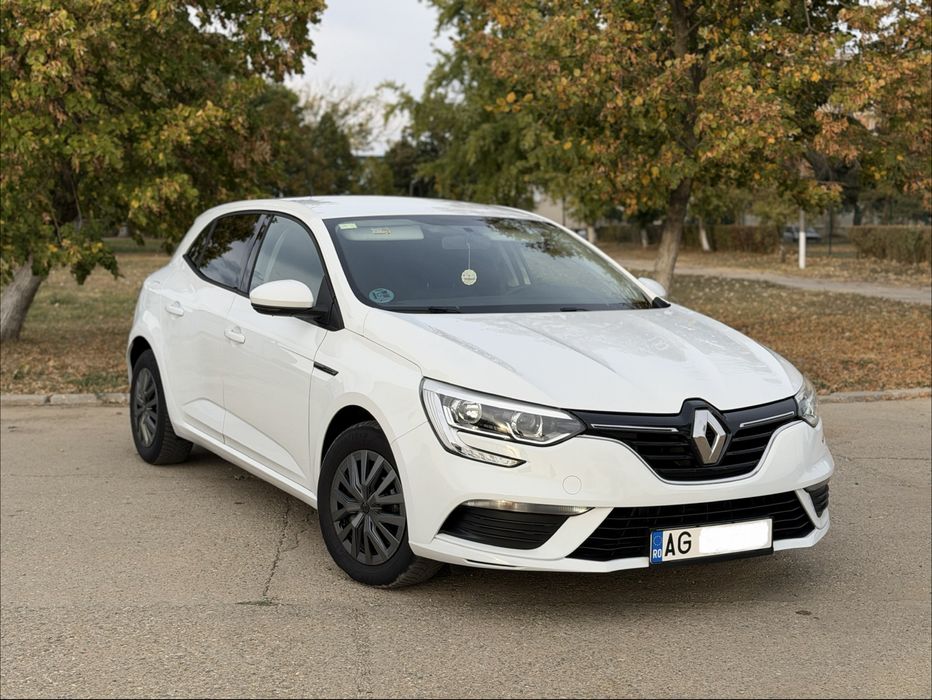 RENAULT Megane 2016 — imagine 2