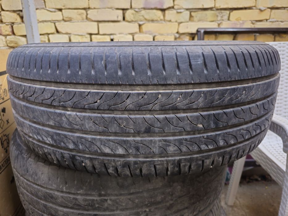 Продам шины R18/215