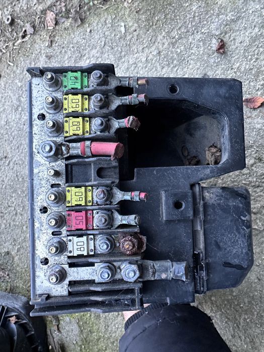 Бушонно Табло/Бушоньера VW/AUDI/SEAT/SKODA