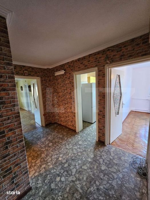 Apartament 4 camere, 82 mp, zona Centrala
