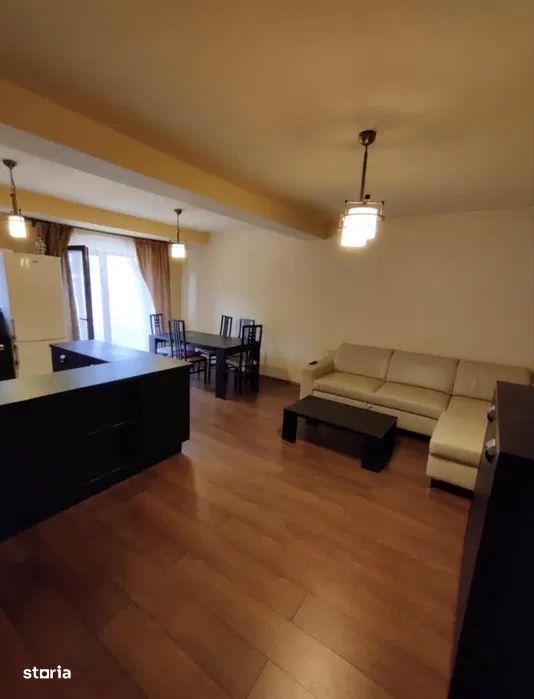 Apartament cu 3 camere, 80 mp, etajul 1, zona Stejarului