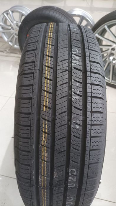 KUMHO solus TA11 215/70R14