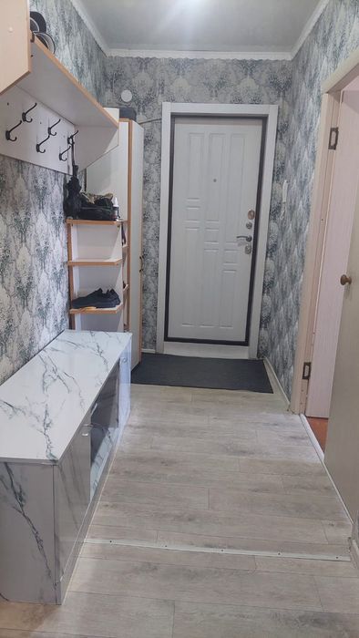 Продам 2кв  квартиру 6/6