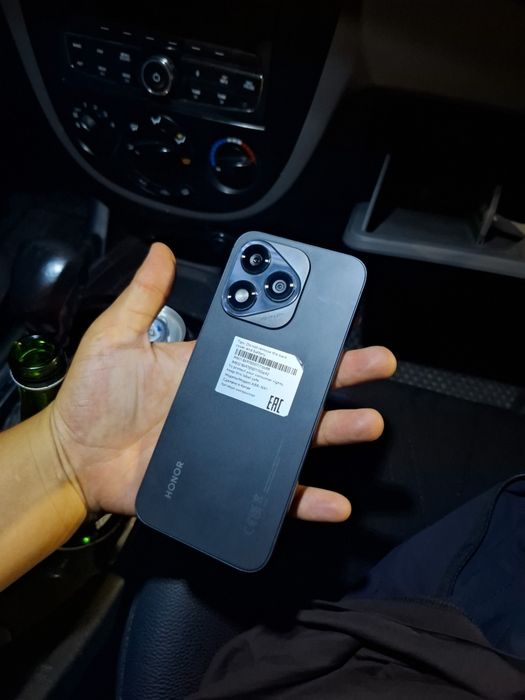 Honor 400 Lite // 256 ideal holatda