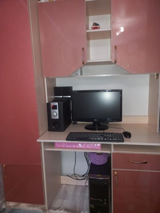 Продается шкаф в хорошем состоянии