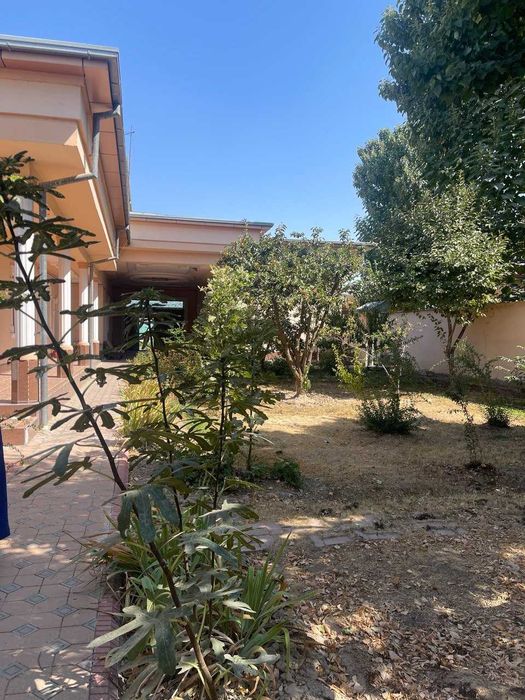 СВОЯ СРОЧНО ДЕШЕВО большой Водник,Мажнунтол Арзон УЙ, куйлюк 10 мин