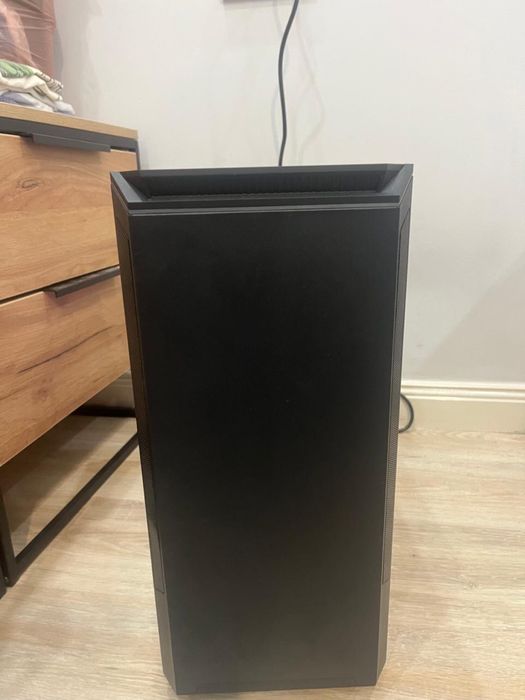 Продаю настольный игровой компьютер. СРОЧНО