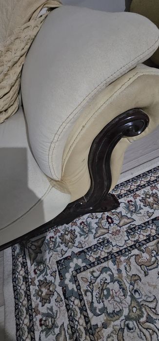 Диван и кресло б/у