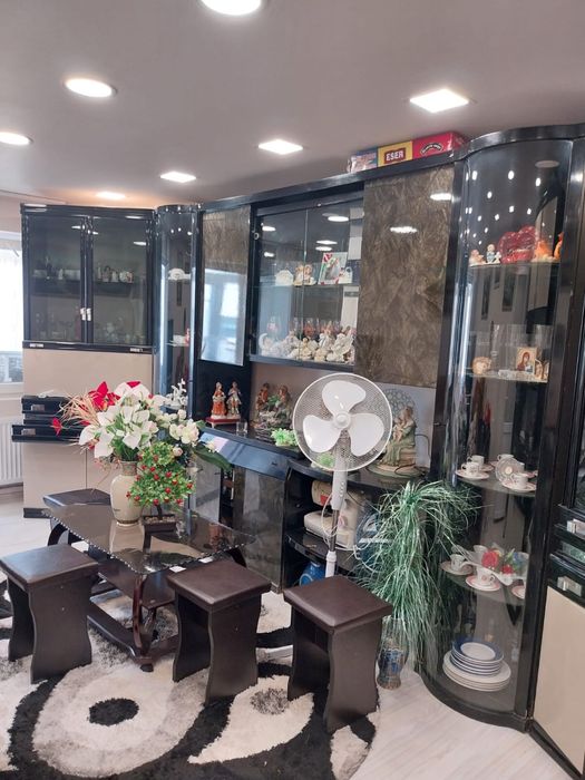 vand Urgent apartament  micro 6 targoviste